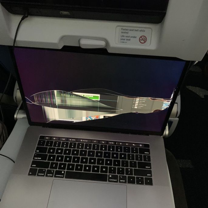 eru7e8lwoaazqa1-1582835679